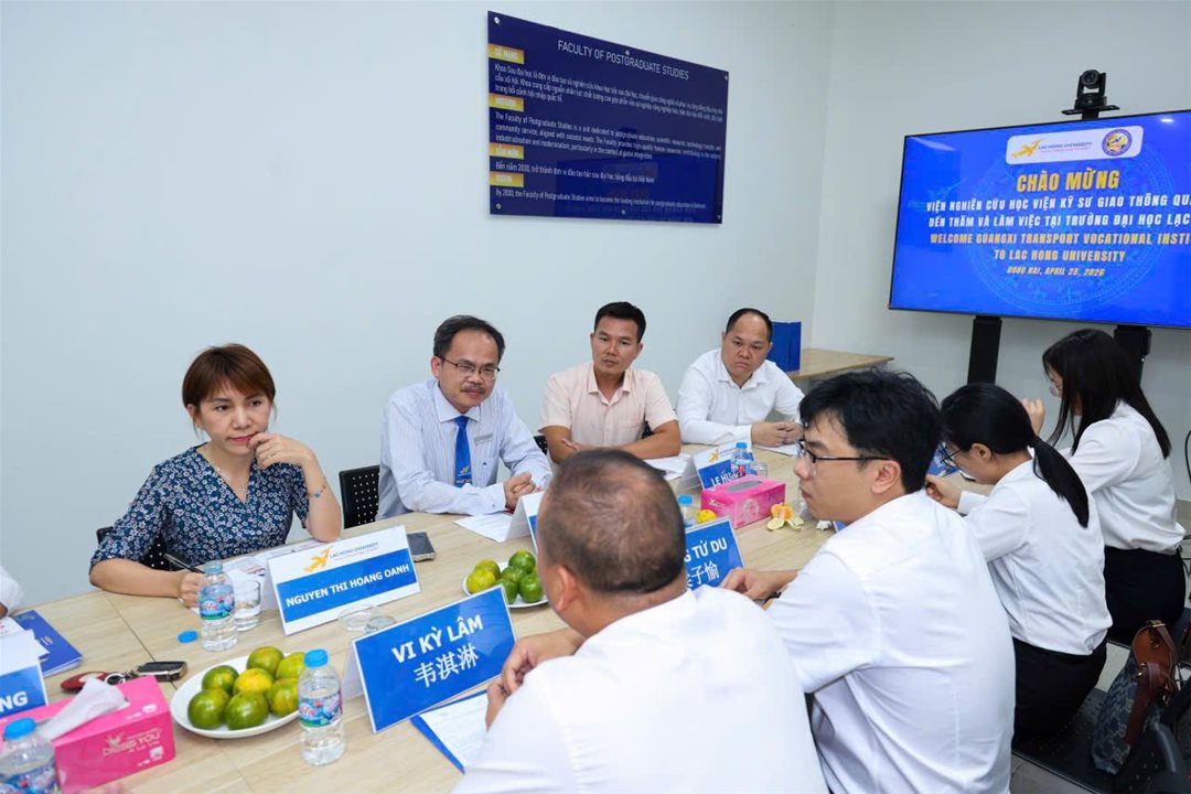 Các thầy cô trong thành phần tham dự